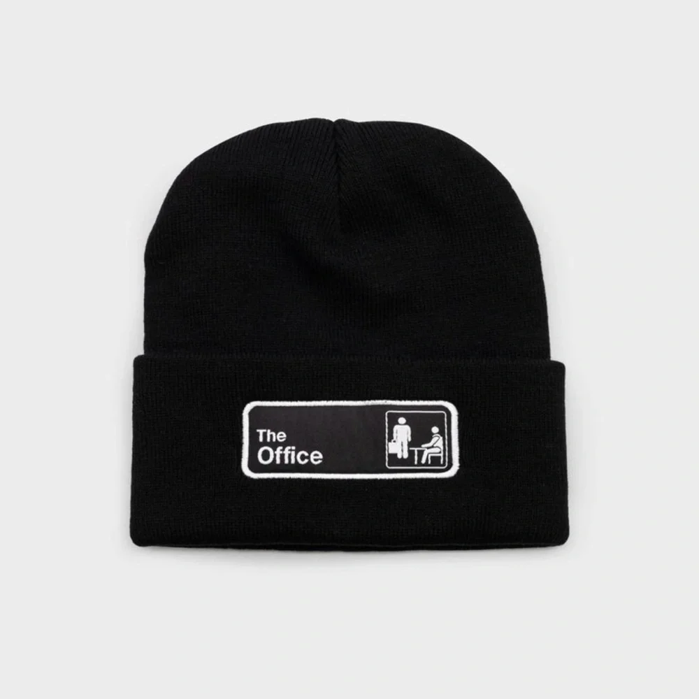 Gift Set - World's Best Boss Mug, Beanie, and Socks (The Office) - Picture 6 of 10